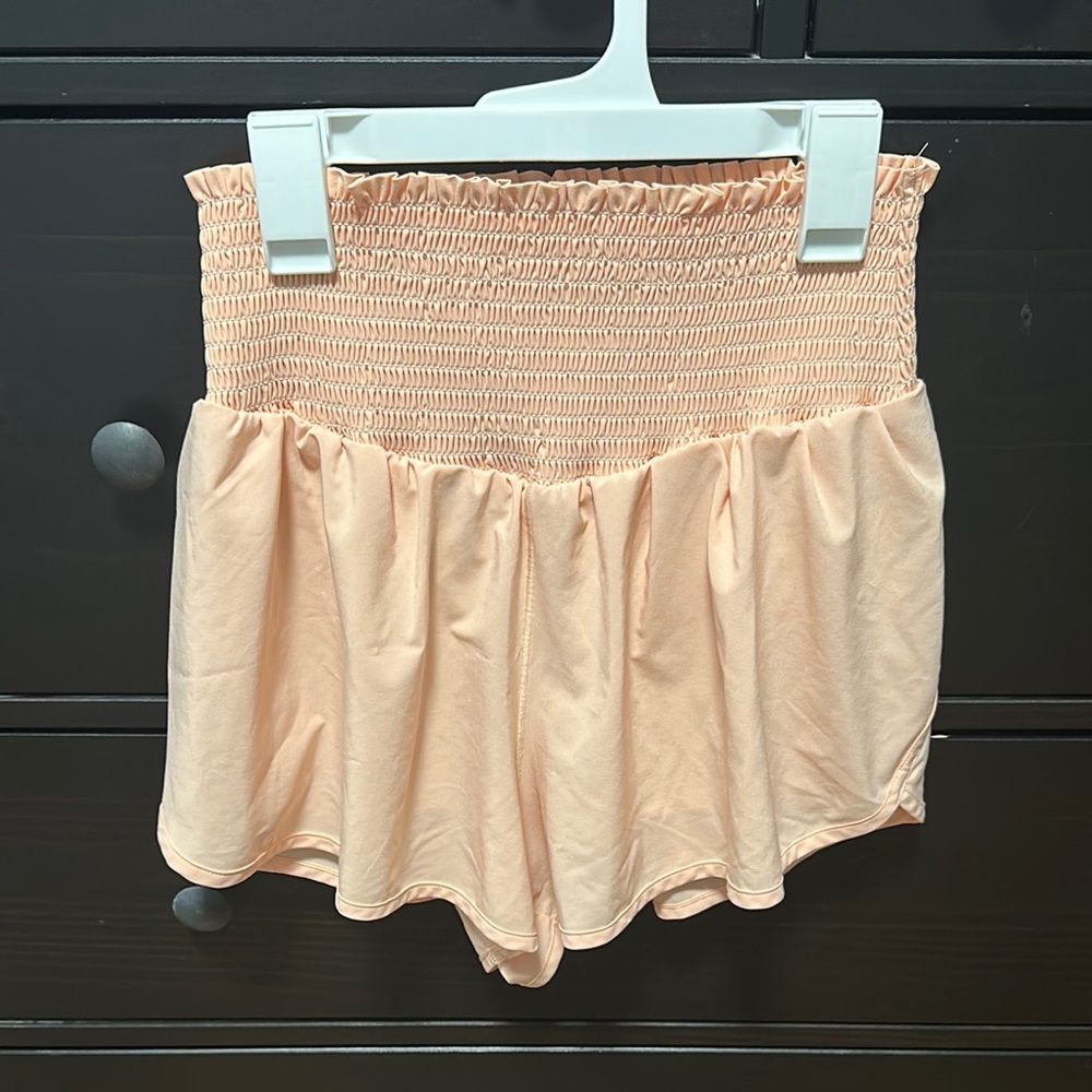 Aerie peach athletic shorts